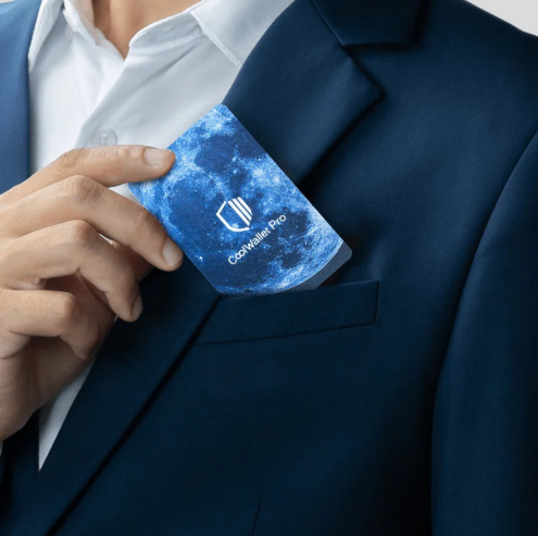 CoolWallet Pro: La Wallet Fría con Formato de Tarjeta